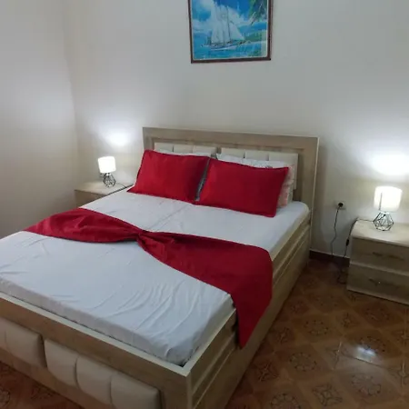 Dejvi Apartmán Sarandë