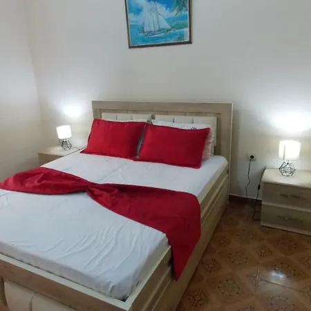 Dejvi Apartmán Sarandë