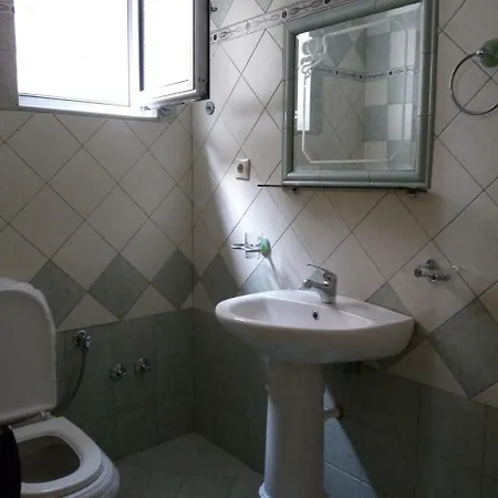 Dejvi Apartmán Sarandë