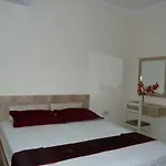 Dejvi Appartement *